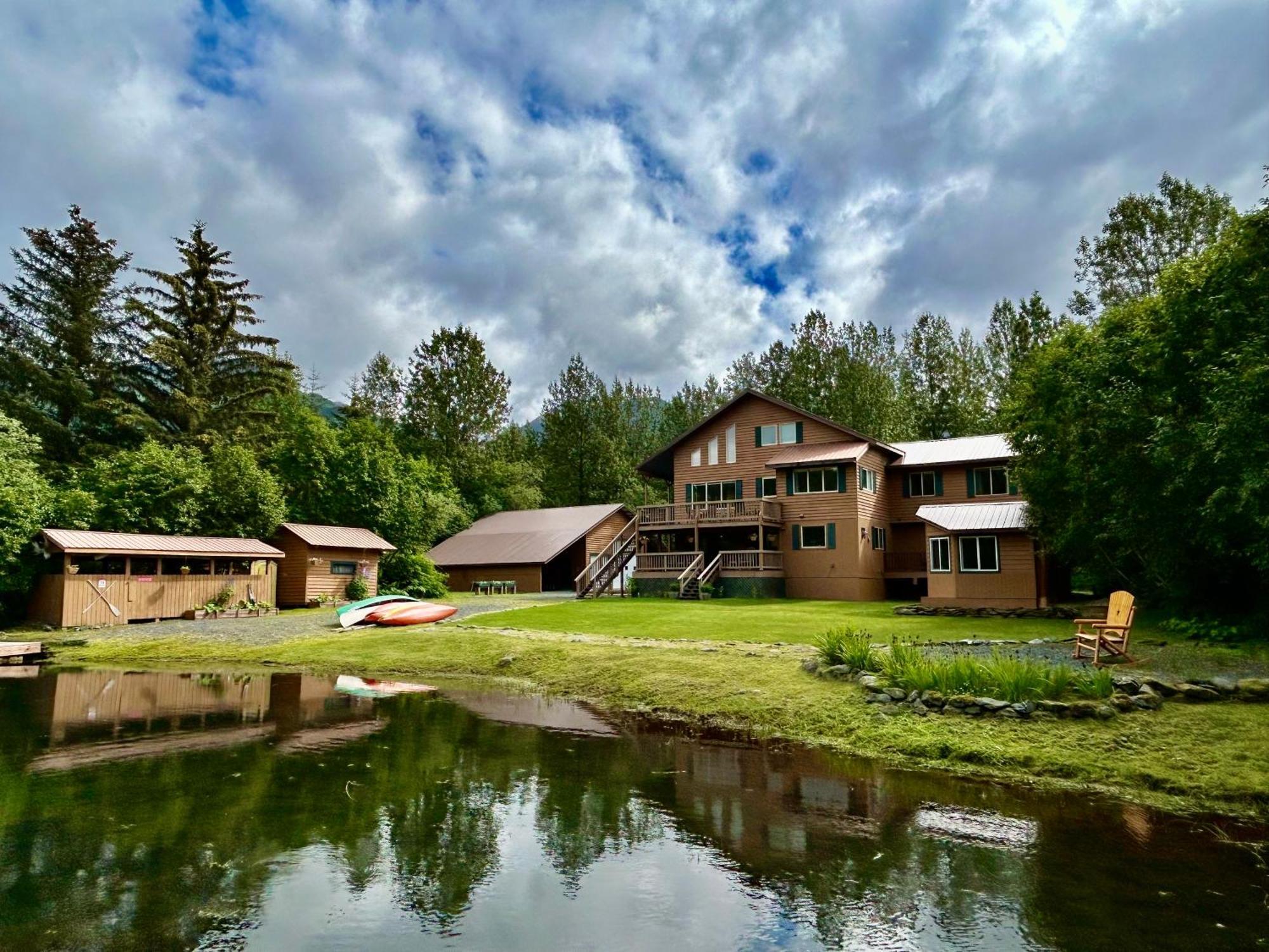 Bear Lake Lodgings B&B, Inc Сьюард Екстер'єр фото