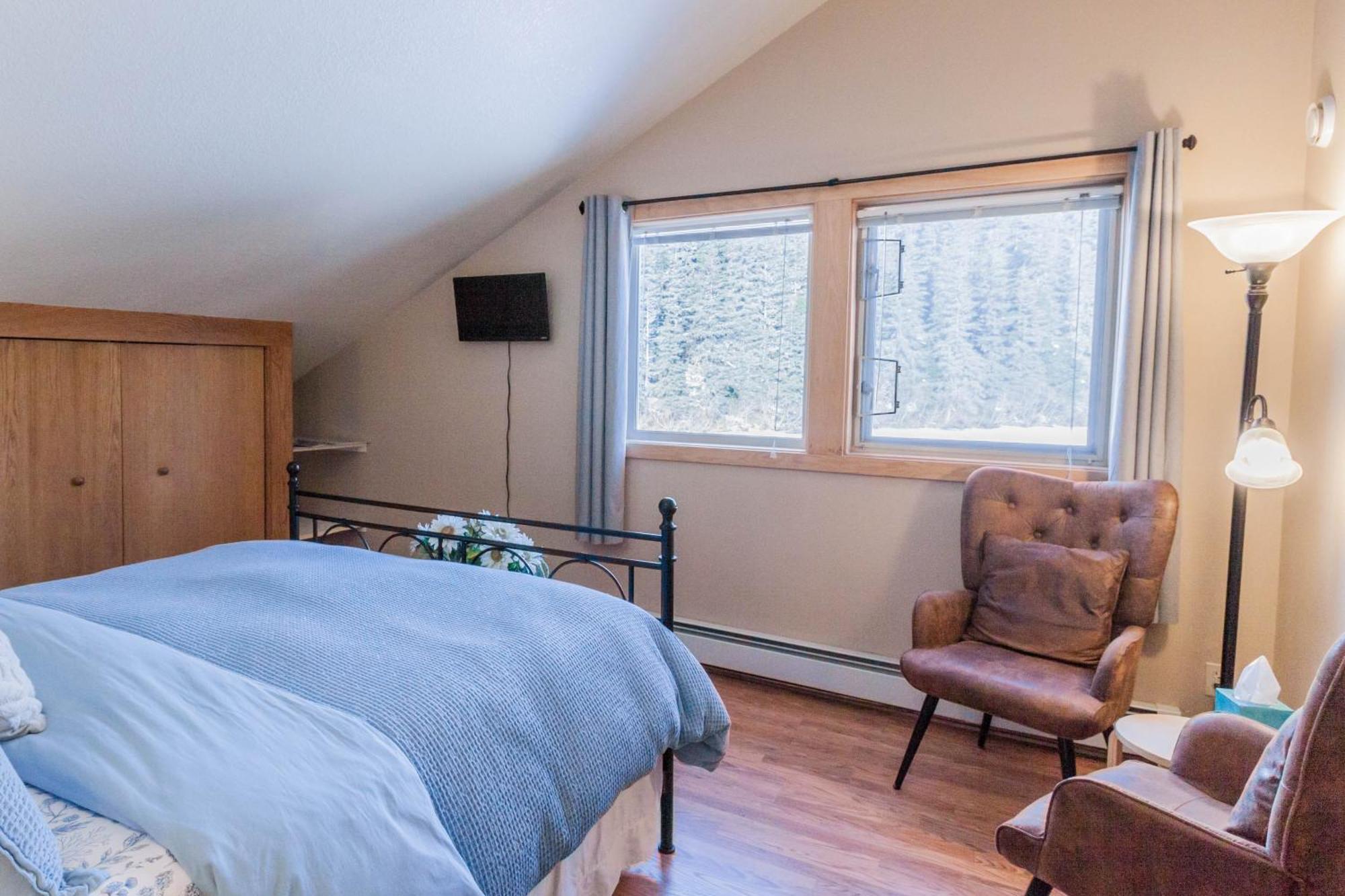 Bear Lake Lodgings B&B, Inc Сьюард Екстер'єр фото